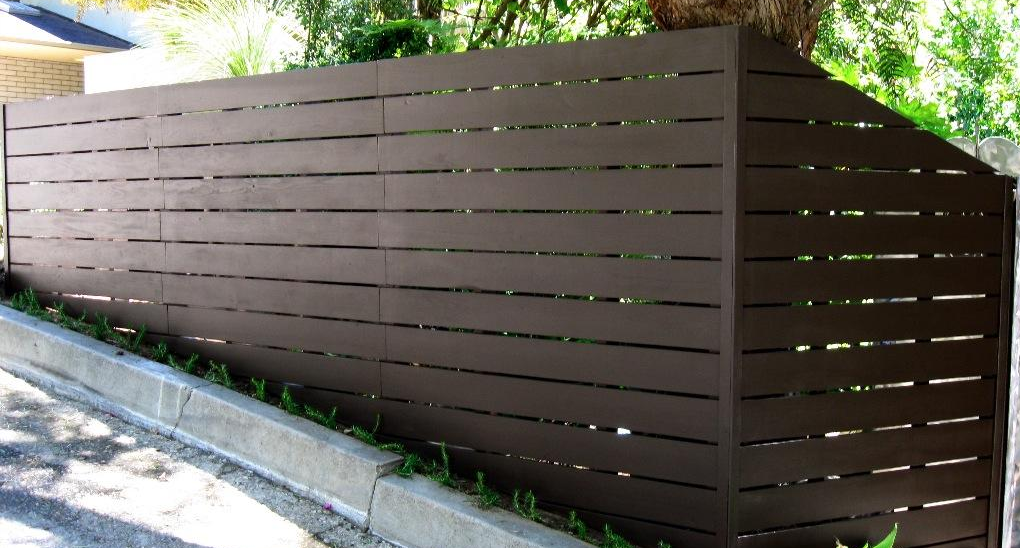 example of a horizontal fence in backyard
